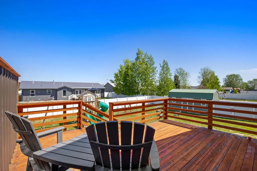 213 38th Avenue NE Great Falls MT 59404