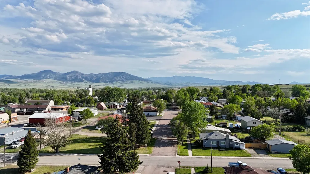 118 2nd Street N Cascade MT 59421