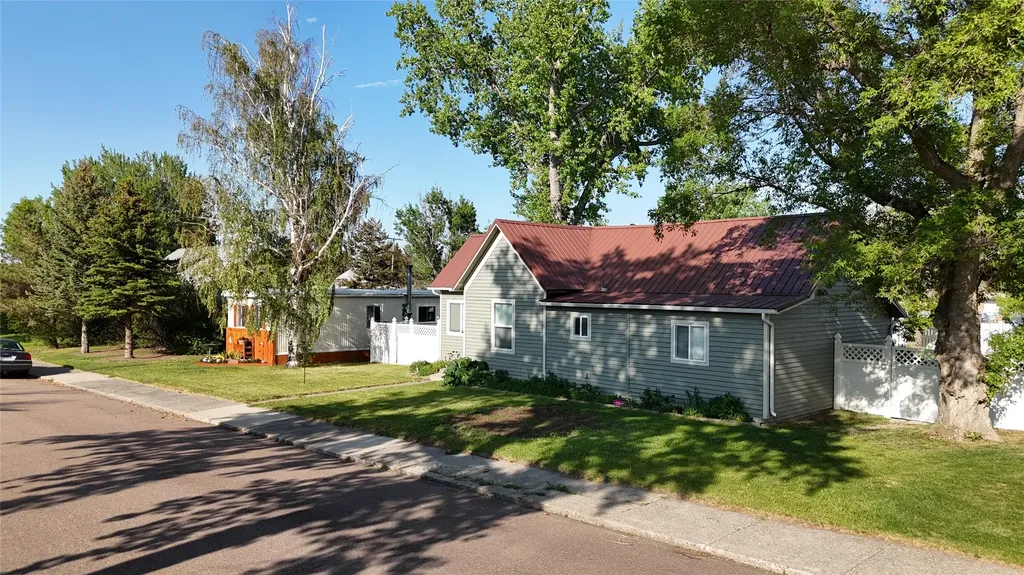 118 2nd Street N Cascade MT 59421
