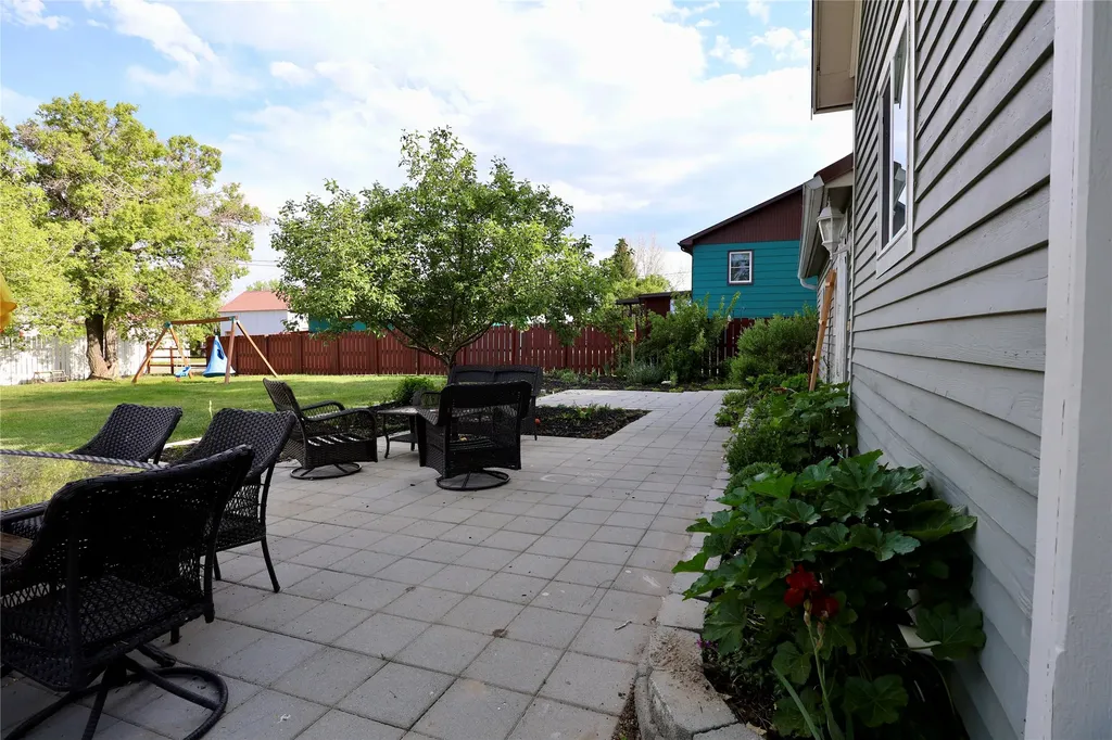 118 2nd Street N Cascade MT 59421