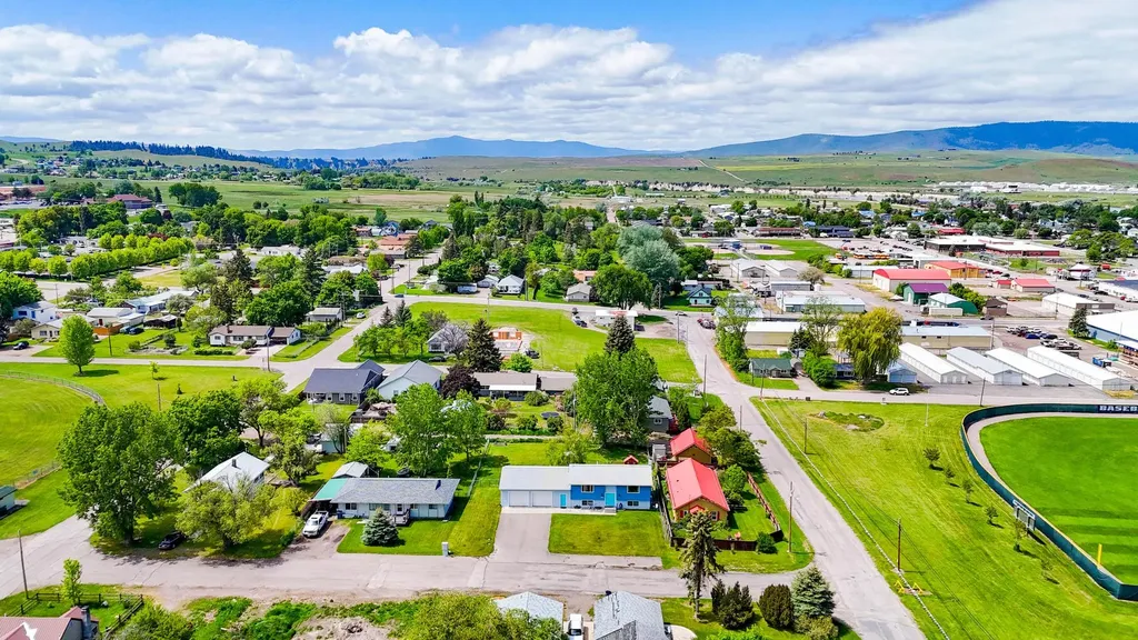 1104 3rd Street E Polson MT 59860