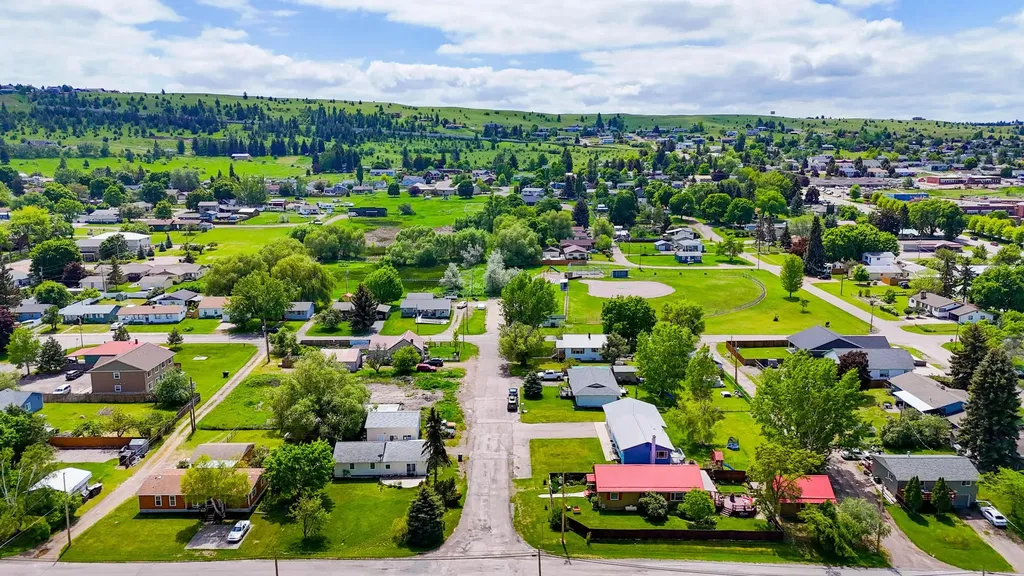 1104 3rd Street E Polson MT 59860