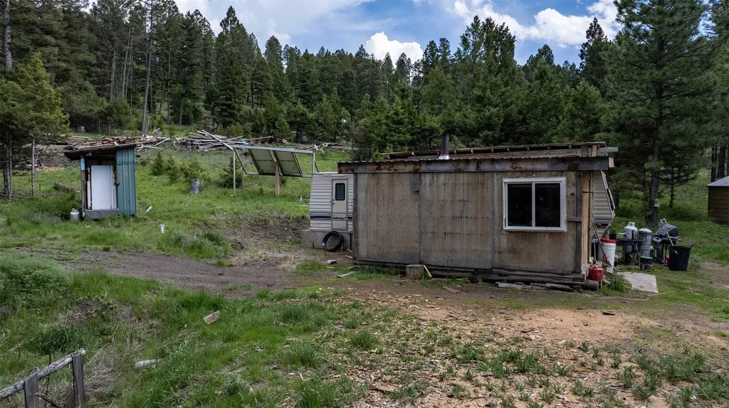 121 High Spring Lane Helmville MT 59843