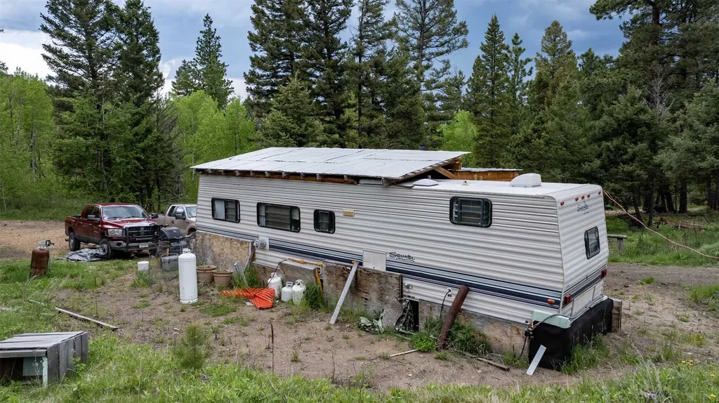 121 High Spring Lane Helmville MT 59843
