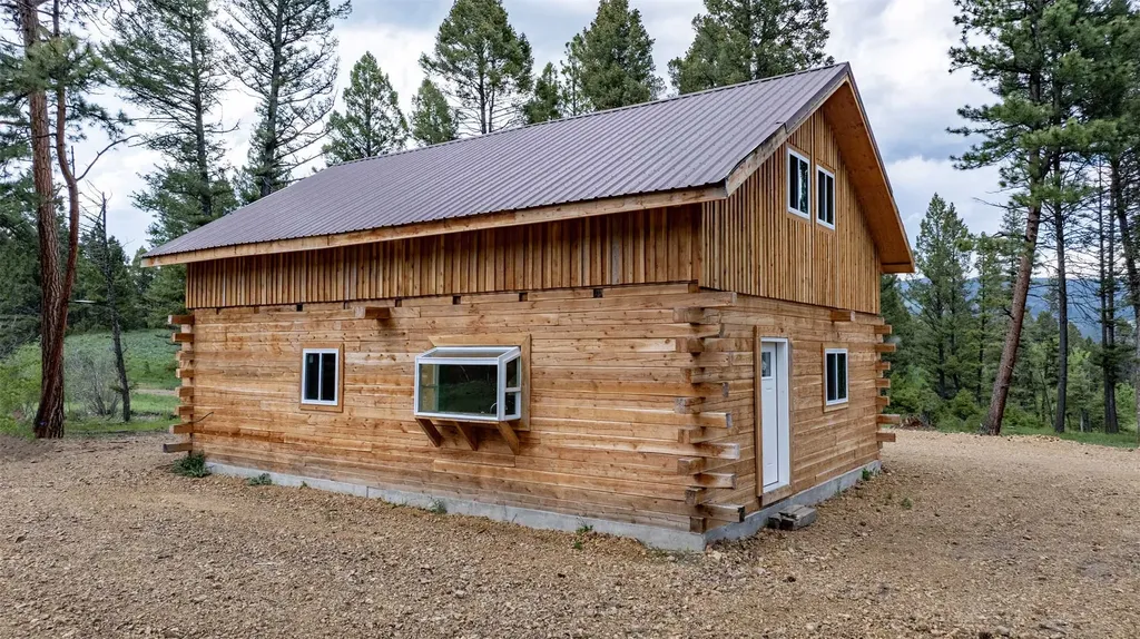 121 High Spring Lane Helmville MT 59843