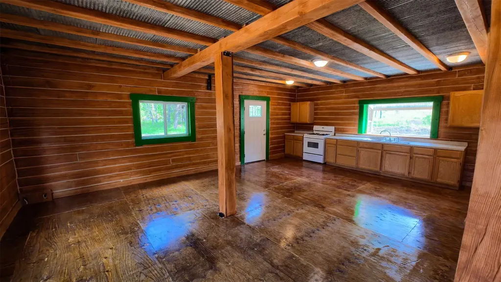 121 High Spring Lane Helmville MT 59843