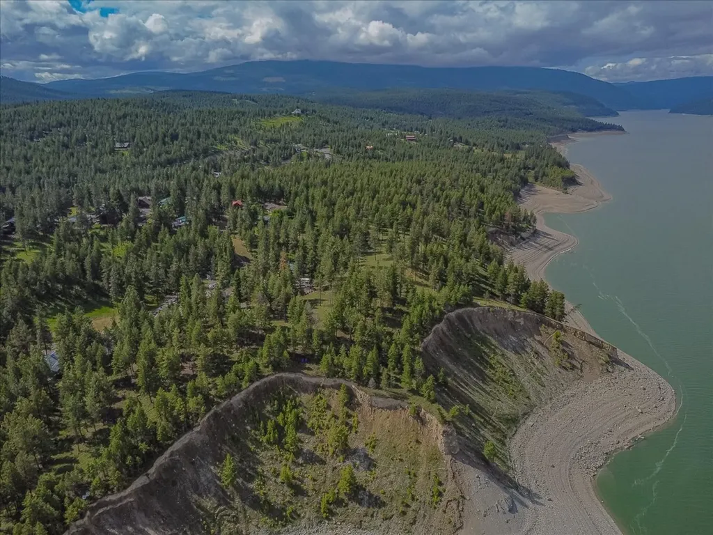 399 Kokanee Drive W Rexford MT 59930