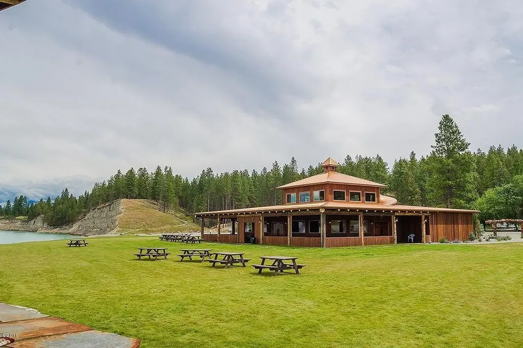 399 Kokanee Drive W Rexford MT 59930