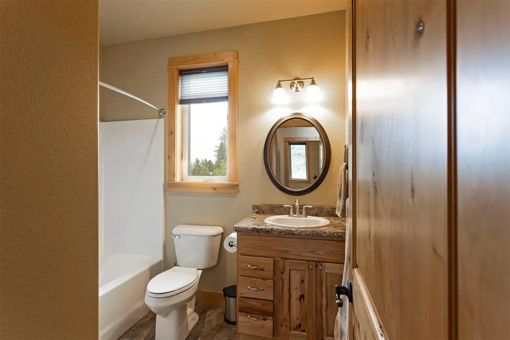 5565 White Tail Lane Florence MT 59833