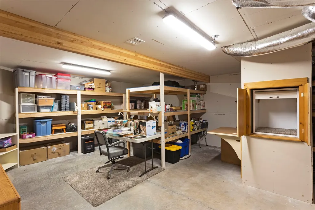 5565 White Tail Lane Florence MT 59833