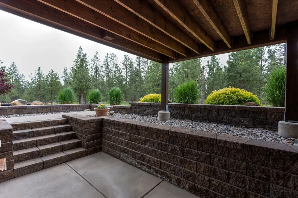 5565 White Tail Lane Florence MT 59833