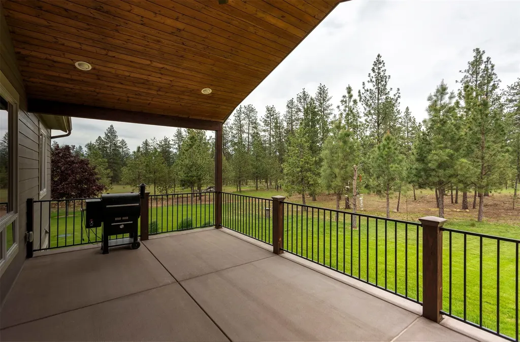 5565 White Tail Lane Florence MT 59833