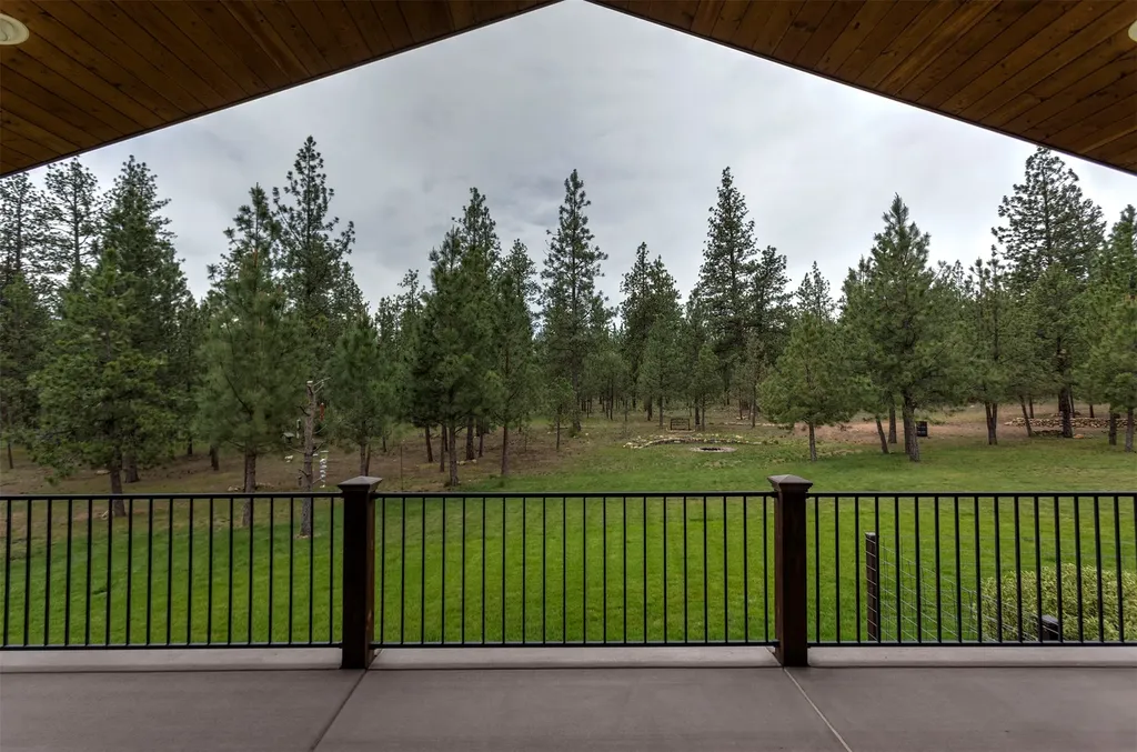 5565 White Tail Lane Florence MT 59833