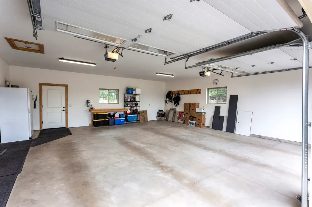 5565 White Tail Lane Florence MT 59833