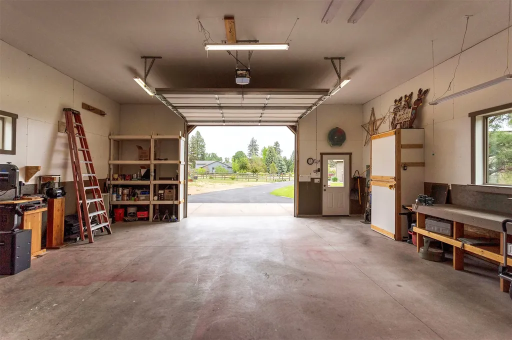 5565 White Tail Lane Florence MT 59833