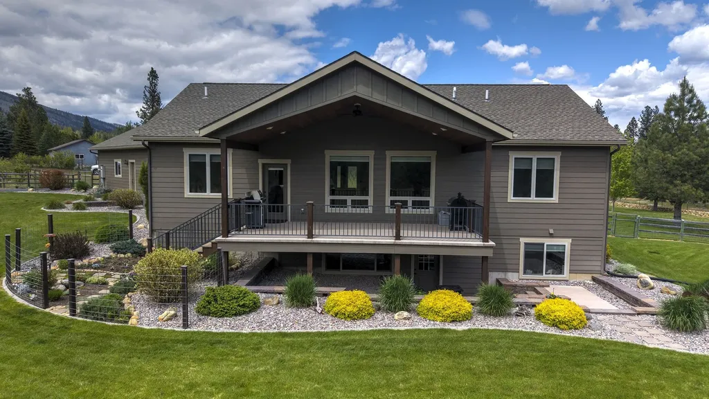 5565 White Tail Lane Florence MT 59833