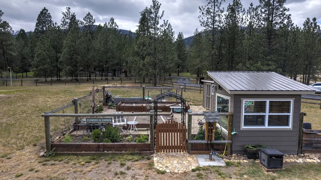 5565 White Tail Lane Florence MT 59833