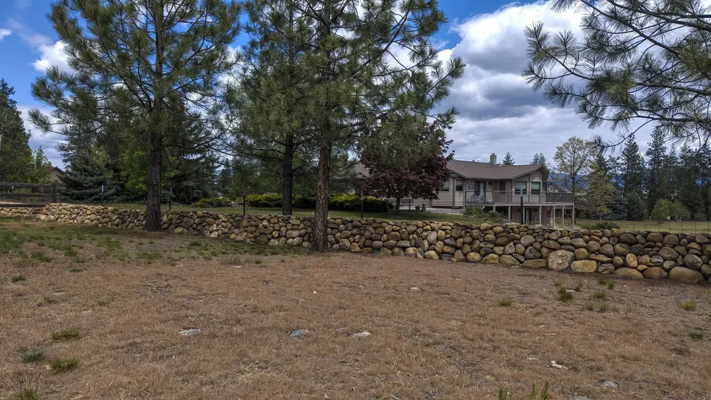 5565 White Tail Lane Florence MT 59833