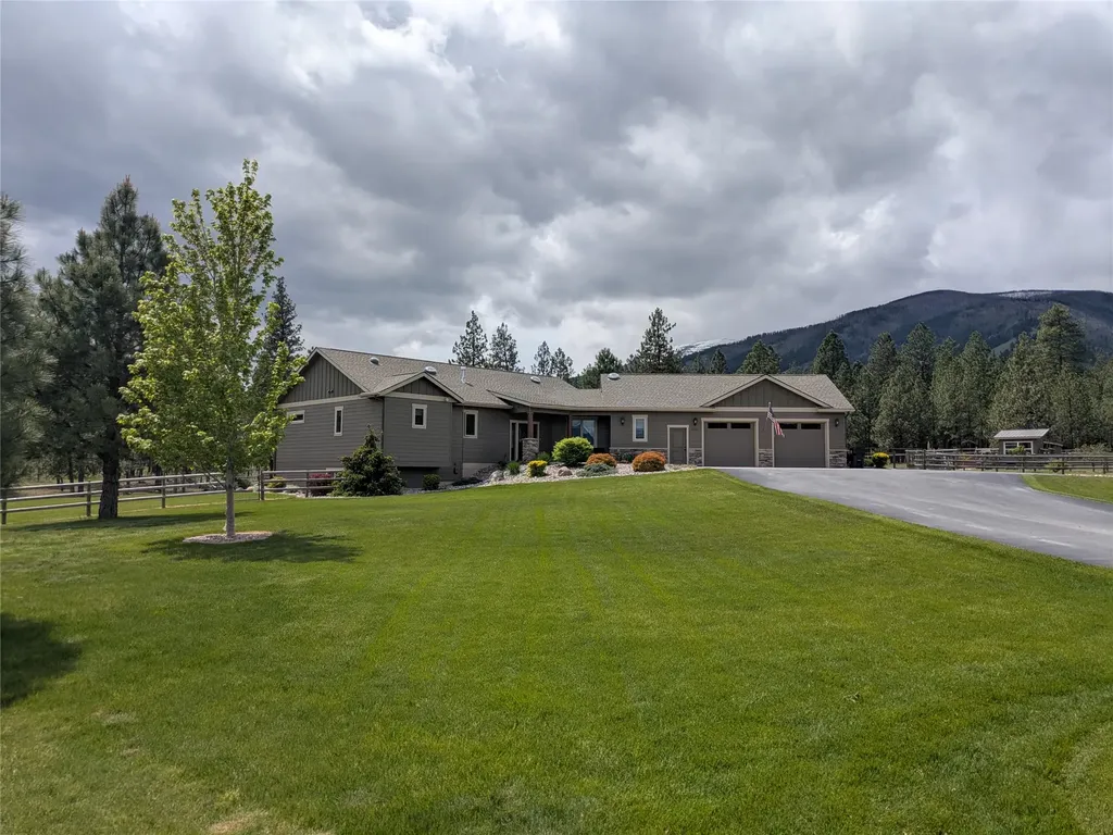 5565 White Tail Lane Florence MT 59833