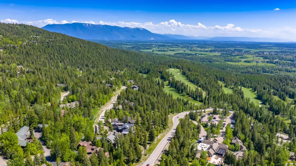 250 N Shooting Star Circle Whitefish MT 59937