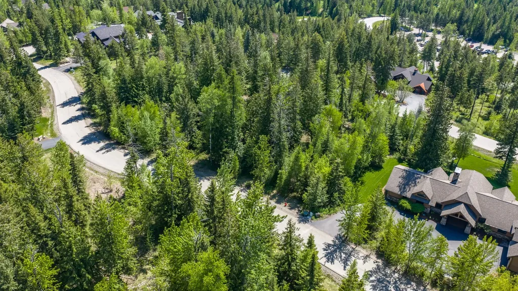 250 N Shooting Star Circle Whitefish MT 59937