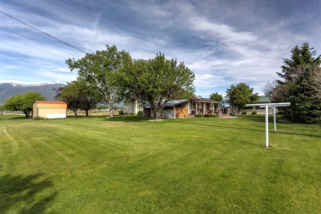3552 Eastside Highway Stevensville MT 59870