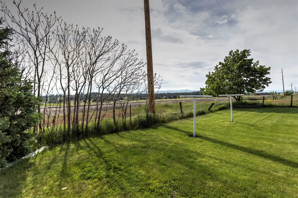 3552 Eastside Highway Stevensville MT 59870