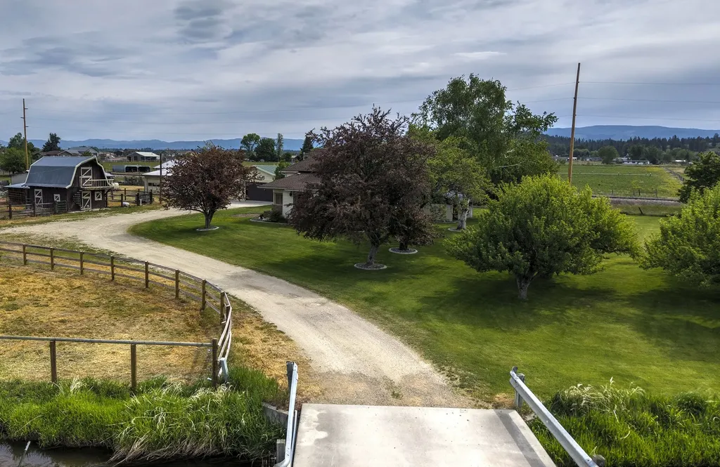3552 Eastside Highway Stevensville MT 59870