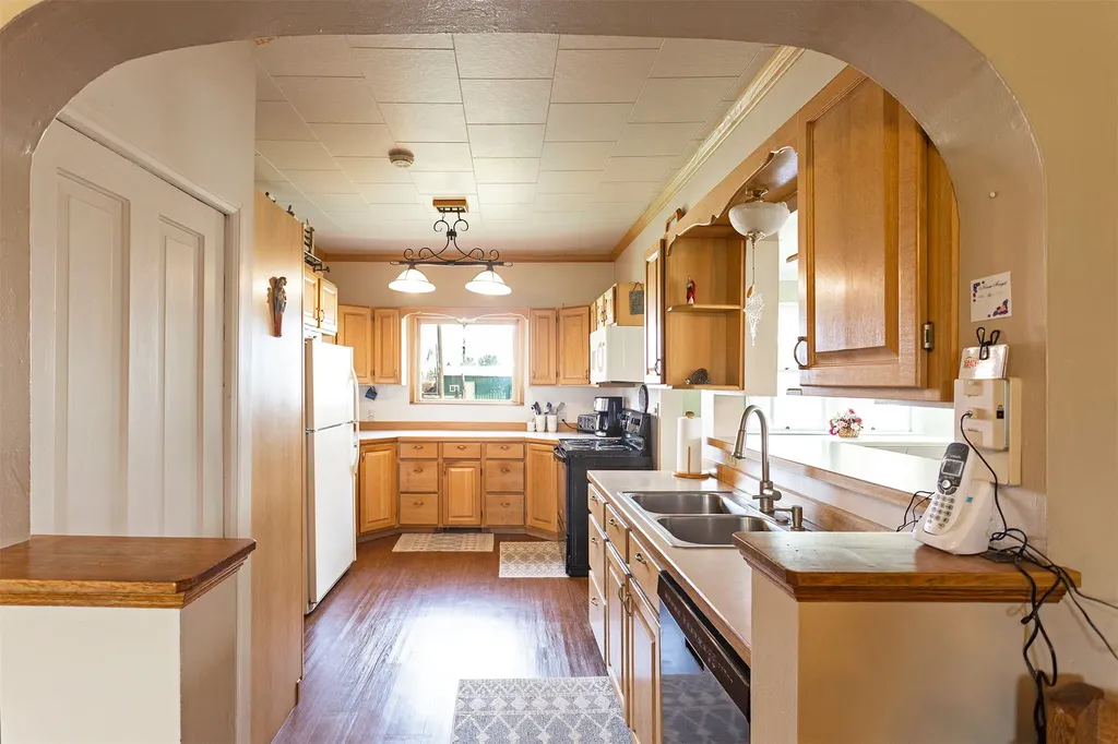 3552 Eastside Highway Stevensville MT 59870