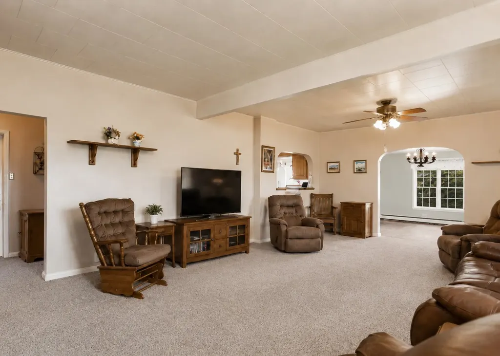 3552 Eastside Highway Stevensville MT 59870