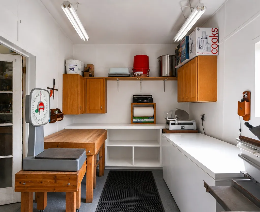 3552 Eastside Highway Stevensville MT 59870