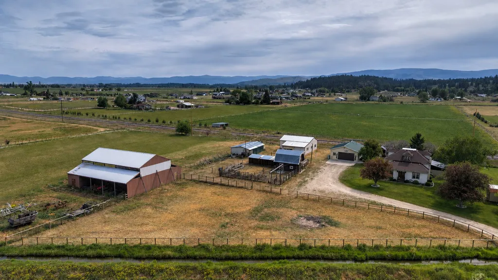 3552 Eastside Highway Stevensville MT 59870