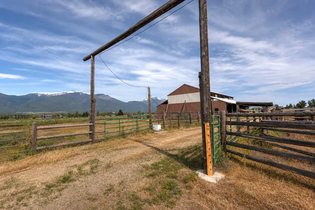 3552 Eastside Highway Stevensville MT 59870