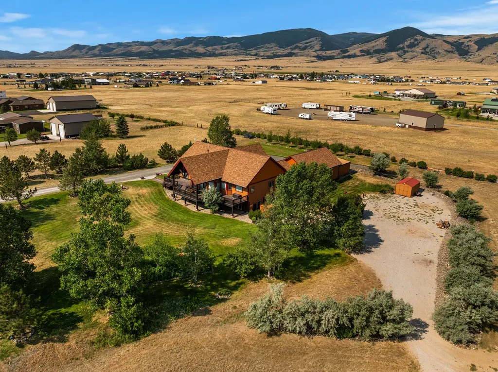 95 Cactus Lane Townsend MT 59644