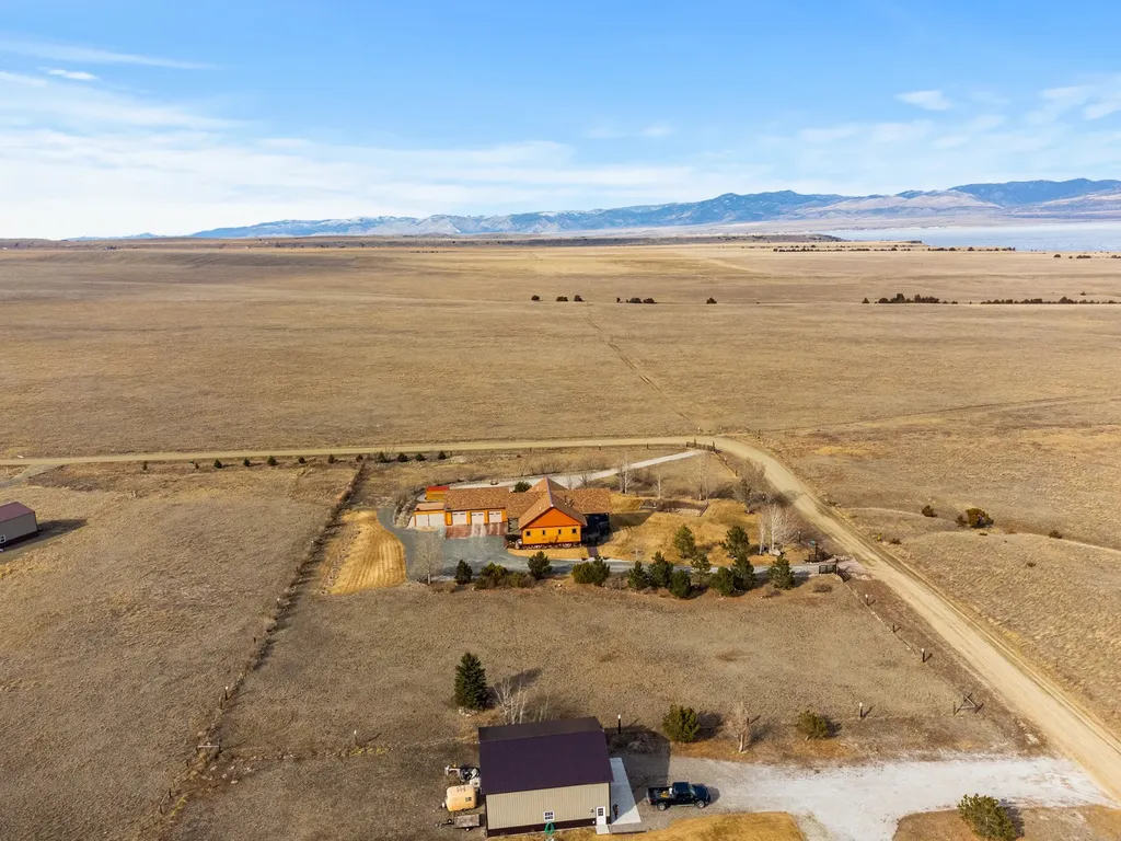 95 Cactus Lane Townsend MT 59644