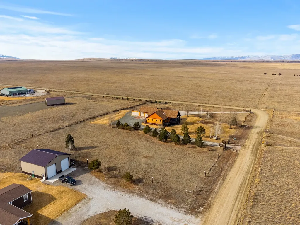 95 Cactus Lane Townsend MT 59644