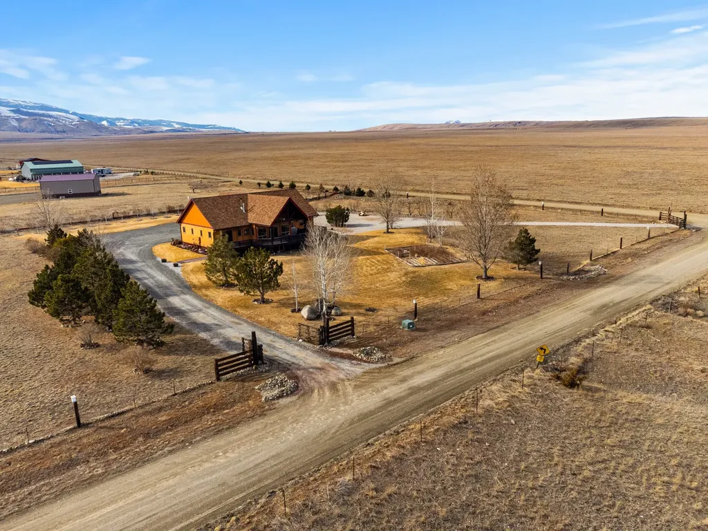 95 Cactus Lane Townsend MT 59644