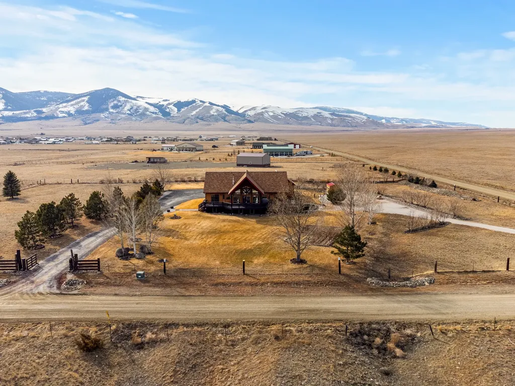 95 Cactus Lane Townsend MT 59644
