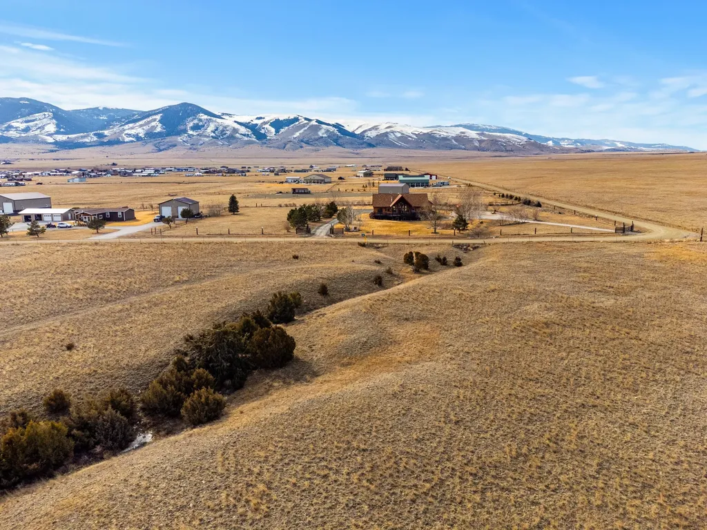 95 Cactus Lane Townsend MT 59644