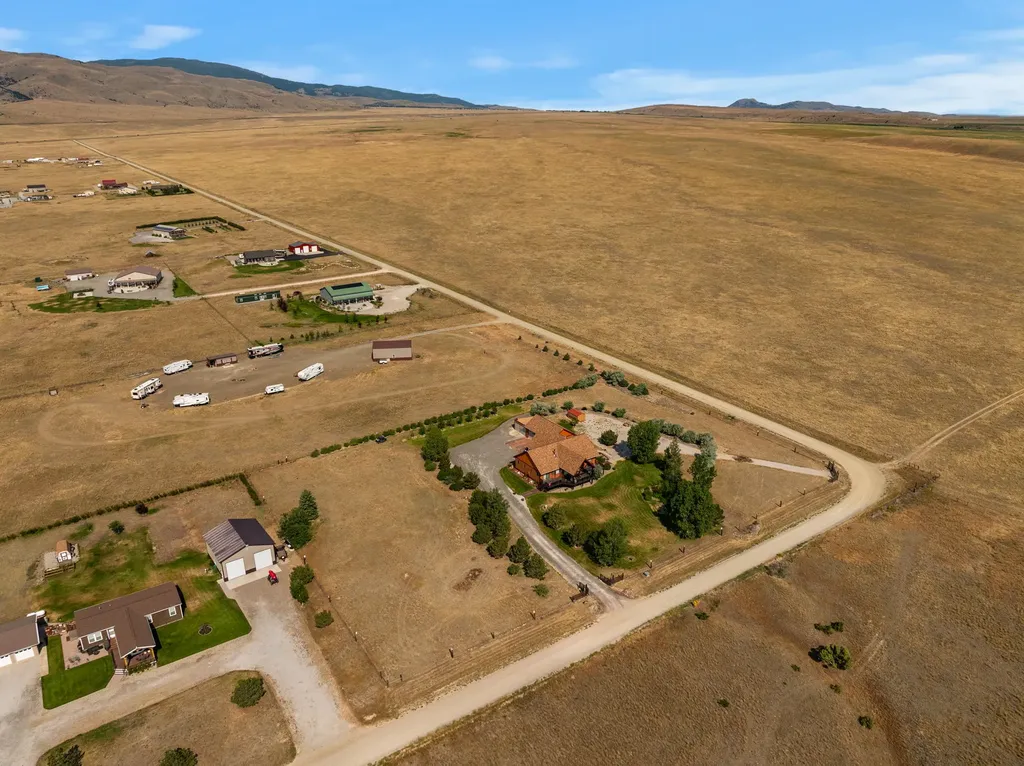 95 Cactus Lane Townsend MT 59644
