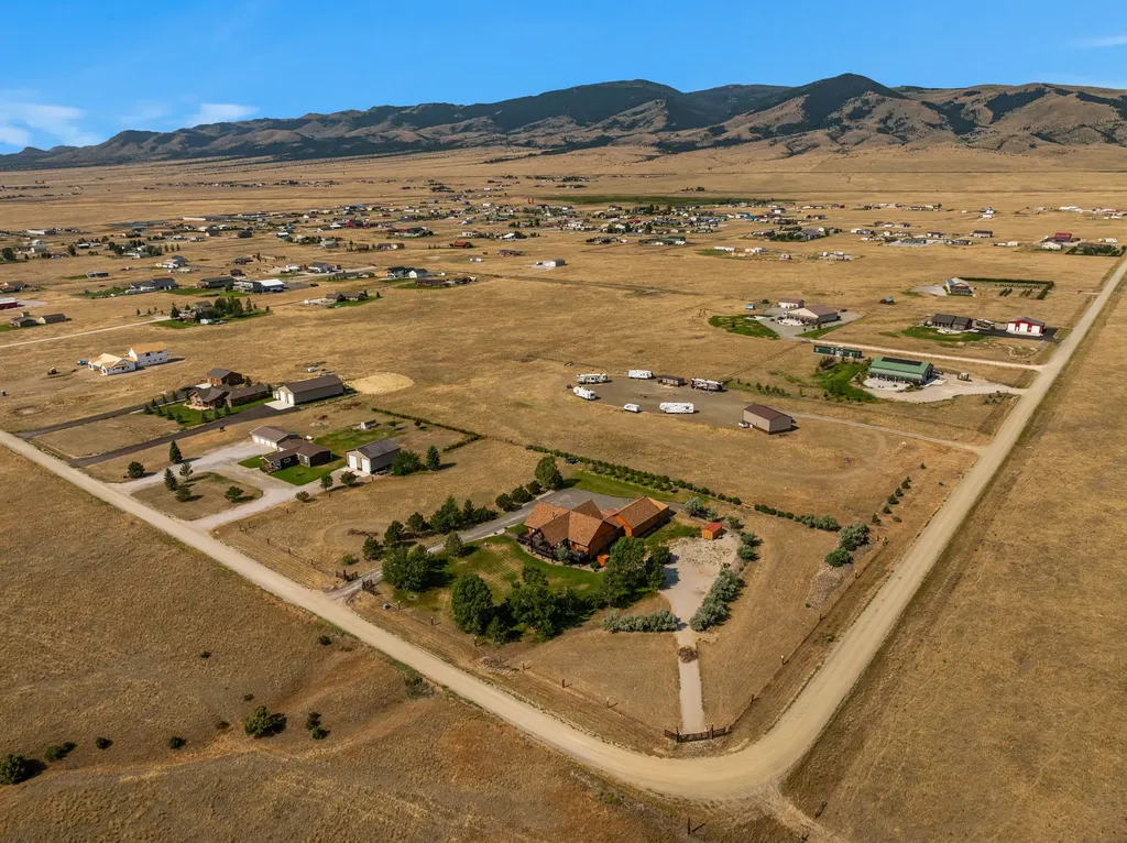 95 Cactus Lane Townsend MT 59644