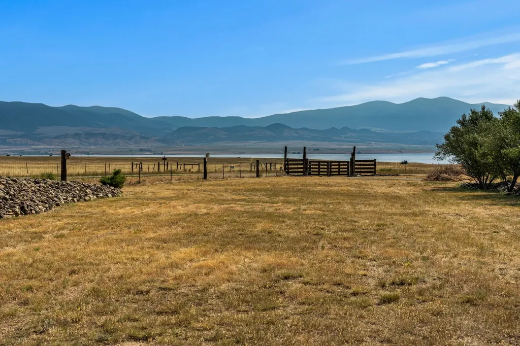 95 Cactus Lane Townsend MT 59644
