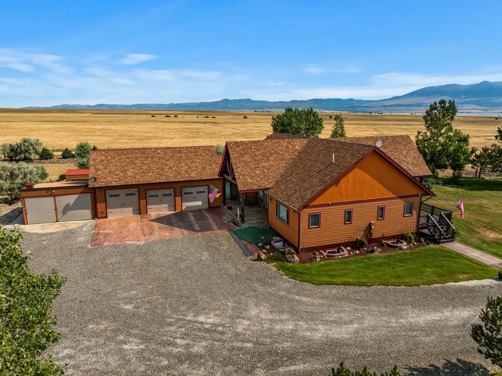 95 Cactus Lane Townsend MT 59644