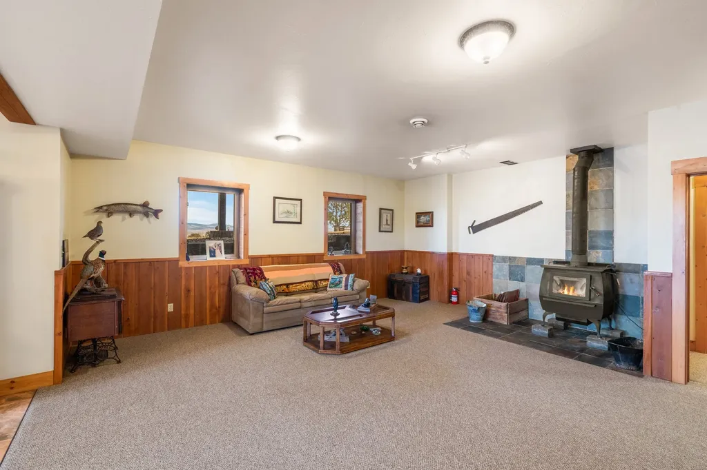 95 Cactus Lane Townsend MT 59644