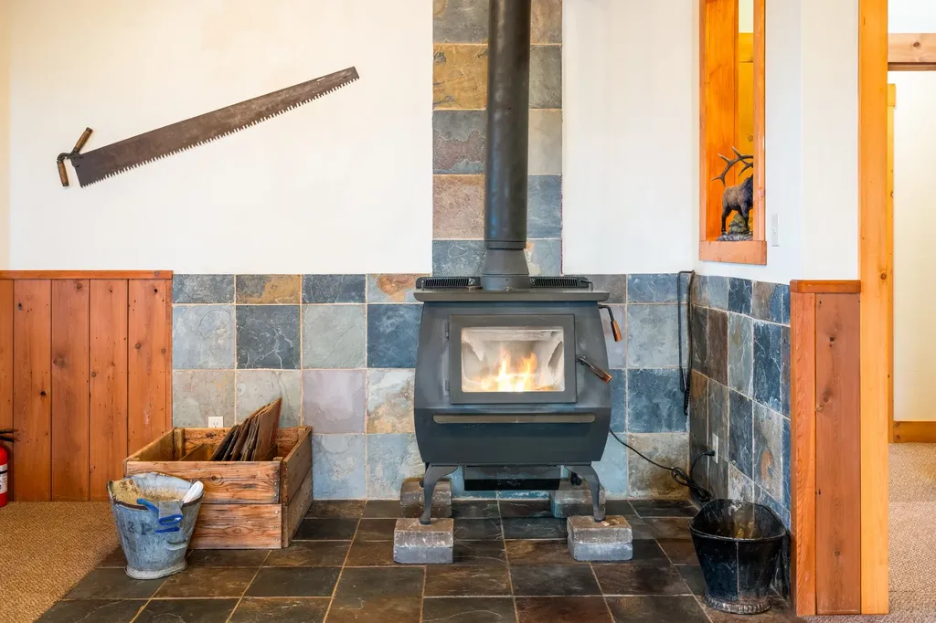 95 Cactus Lane Townsend MT 59644