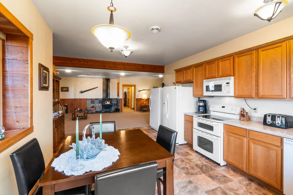95 Cactus Lane Townsend MT 59644