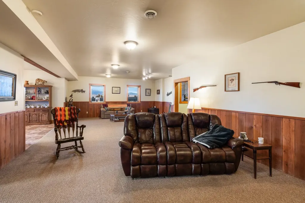 95 Cactus Lane Townsend MT 59644