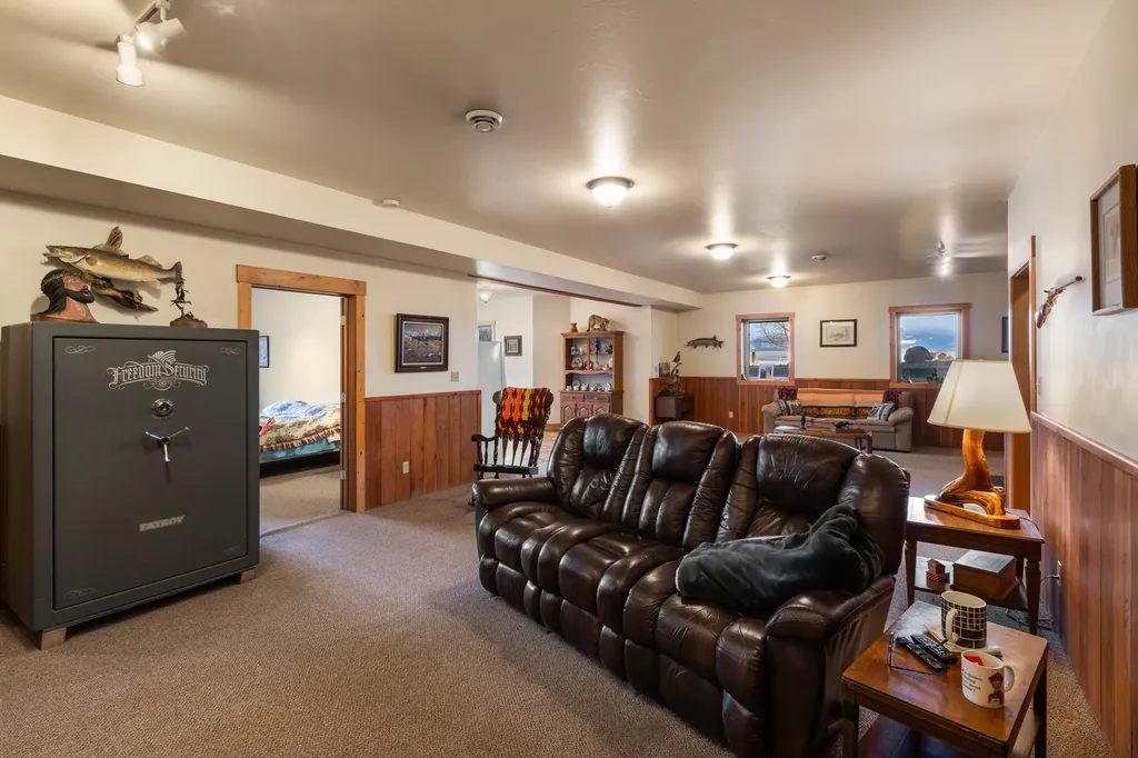 95 Cactus Lane Townsend MT 59644