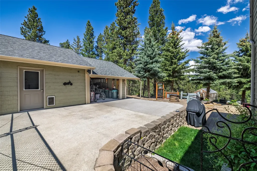 11 Hidden Valley Drive Clancy MT 59634