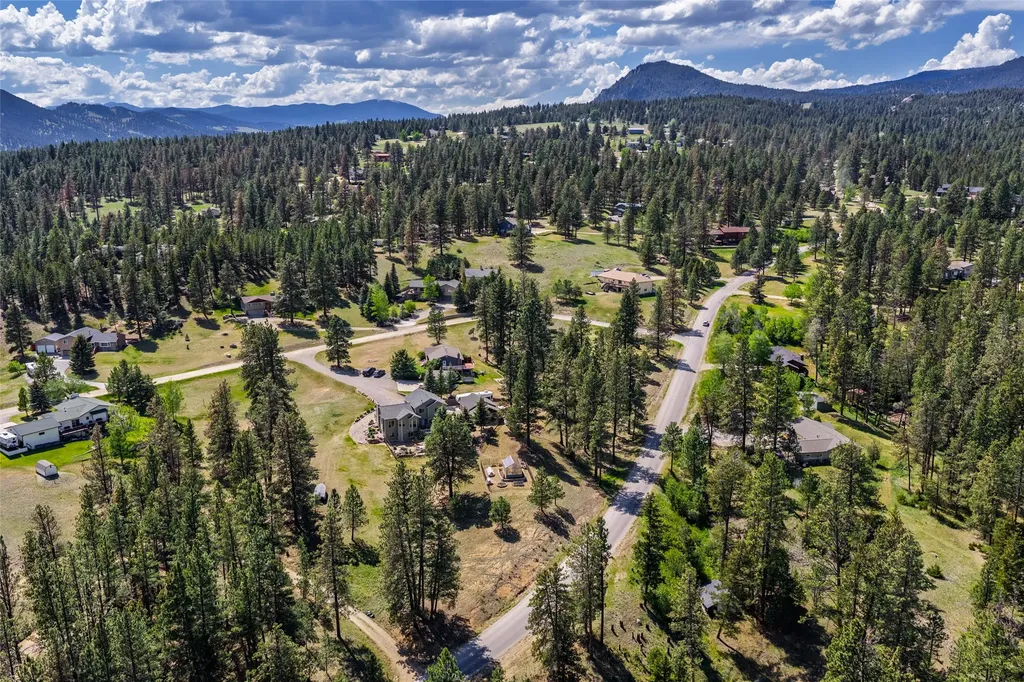 11 Hidden Valley Drive Clancy MT 59634